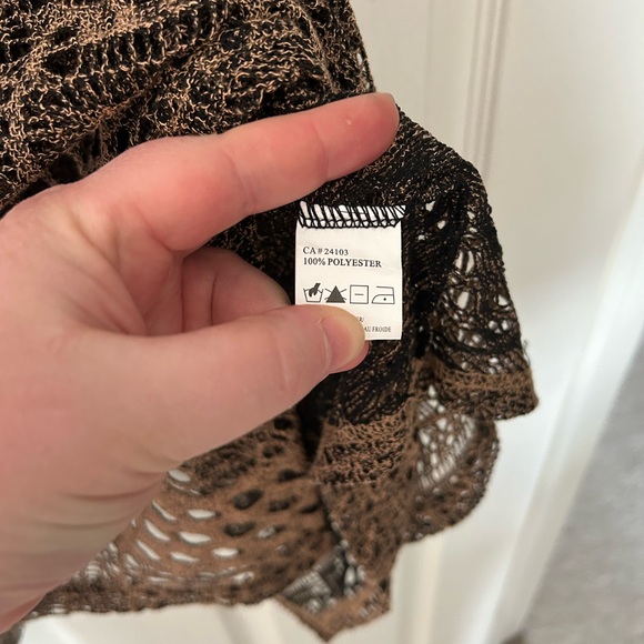 Corel Red Vest - Picture 10 of 15